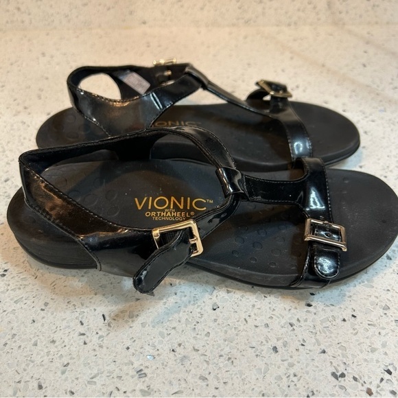 Vionic Adriane Patent Leather Buckle Strap Sandals Orthoheel​​​​ - Picture 5 of 8